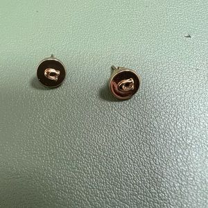 Coach Earrings in Gold